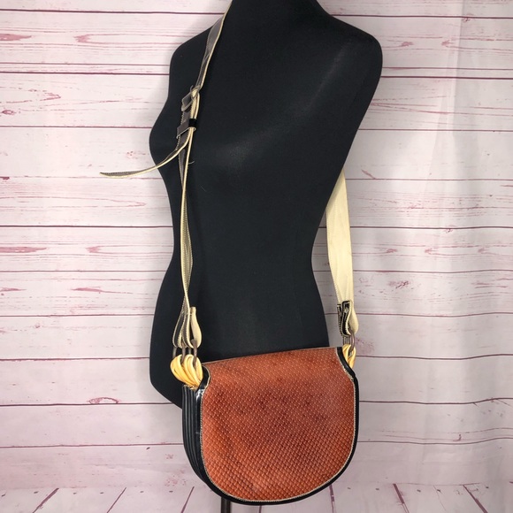 Vintage 70’s Jerico Calf Hair & Leather Crossbody - Picture 4 of 12